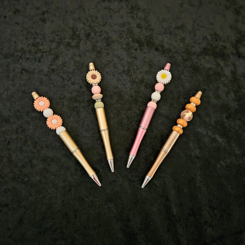 Peach Daisy Pen - White and Gold - Image 5